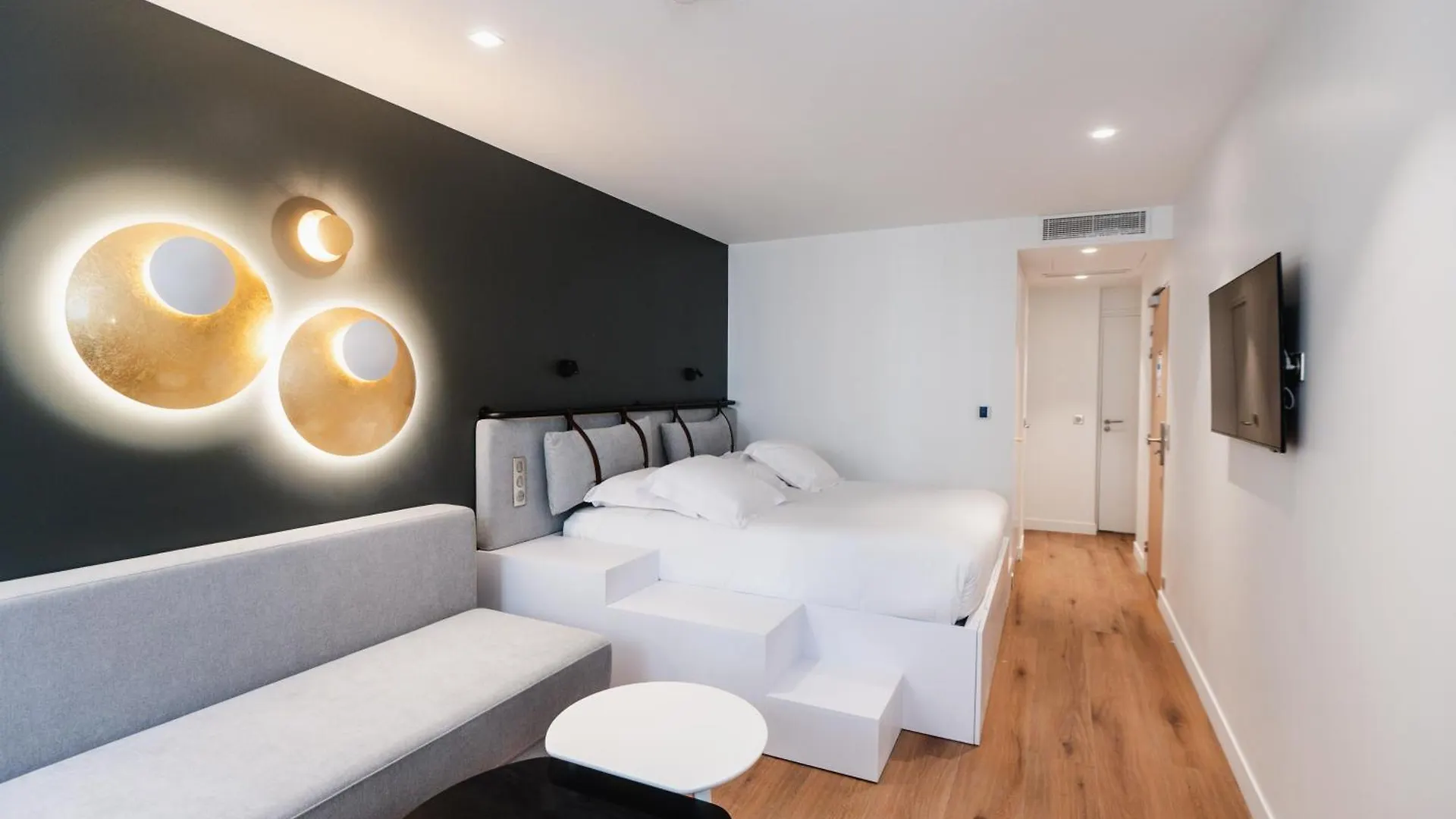 Leev Victoire Otel 4*